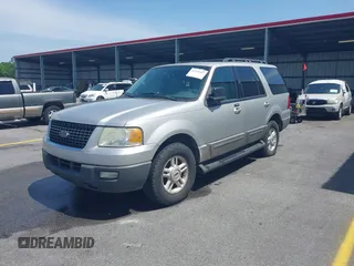 2005 Ford Expedition Special Service z VIN 1FMPU15525LA96003, wystawiony jako IAAI lot #42249507 z przebiegiem 284 080 mil mil oraz . Historia ofert i sprzedaży dostępna na DreamBid. Obrazek 2.