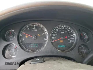 2007 GMC Yukon SLT with VIN 1GKFK13057J305802, listed as a Copart auction lot 57156884 with 218,494 mi miles and Salvage Title. Bid and sale history available at carsss.com. Image 9.