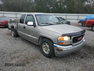 2000 GMC New Sierra 1500 SLE with VIN 2GTEC19T9Y1126938, listed as a Copart auction lot 43553875 with 416,774 mi miles and Salvage Title. Bid and sale history available at carsss.com. Image 4.