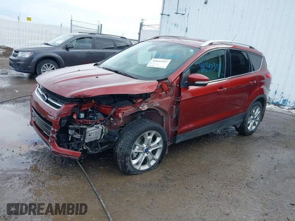 2014 Ford Escape Titanium with VIN 1FMCU9J92EUE01077, listed as a IAAI auction lot 41642337 with 26,002 mi miles. Bid and sale history available at carsss.com. Image 2.