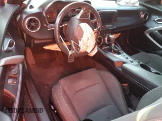 2019 Chevrolet Camaro 1LT z VIN 1G1FB1RS2K0138214, wystawiony jako Copart lot #49703575 z przebiegiem 34 169 mil mil oraz Nie do naprawy • Non repairable. Historia ofert i sprzedaży dostępna na DreamBid. Obrazek 8.