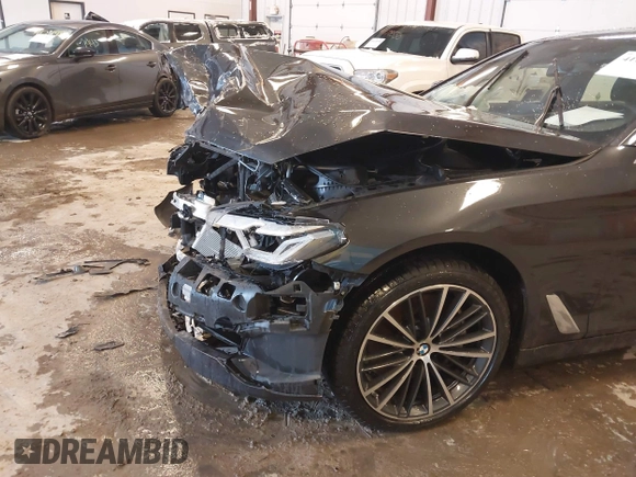 2023 BMW 5 Series 540i xDrive with VIN WBA73BJ04PCL95113, listed as a IAAI auction lot 41173700 with Not Provided miles and . Bid and sale history available at carsss.com. Image 6.