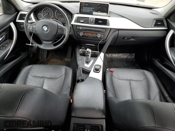 2013 BMW 3 Series 328i xDrive with VIN WBA3B5G56DNP41068, listed as a Copart auction lot 54586325 with 112,441 mi miles and Salvage title. Bid and sale history available at DreamBid. Image 8.