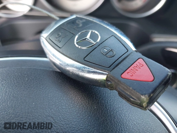 2015 Mercedes-Benz E 350 Sport с VIN WDDHF5KB5FB109831, выставлен на аукционе IAAI как лот 42345153 с пробегом 180 437 миль миль и . История ставок и продаж доступна на DreamBid. Изображение 11.