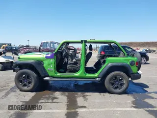 2019 Jeep Wrangler Unlimited Sport S с VIN 1C4HJXDN0KW670114, выставлен на аукционе IAAI как лот 42371823 с пробегом Не указан миль и . История ставок и продаж доступна на DreamBid. Изображение 13.