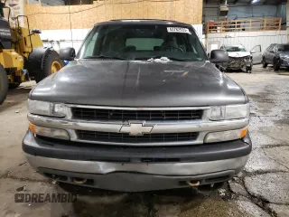 2001 Chevrolet Suburban LS with VIN 3GNFK16T81G111623, listed as a Copart auction lot 43782935 with 302,353 mi miles and Non Repairable. Bid and sale history available at carsss.com. Image 5.