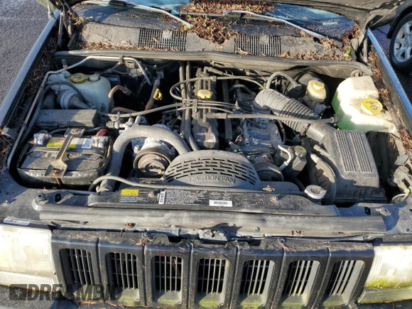 1998 Jeep Grand Cherokee Limited with VIN 1J4GZ78S0WC138917, listed as a Copart auction lot 86223974 with 152,482 mi miles and Clean title. Bid and sale history available at DreamBid. Image 11.