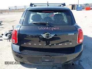 2015 MINI Countryman with VIN WMWZB3C54FWM33074, listed as a IAAI auction lot 42094992 with 86,704 mi miles and . Bid and sale history available at DreamBid. Image 17.