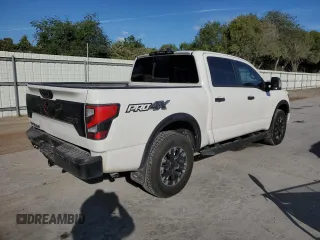 2023 Nissan Titan SV z VIN 1N6AA1ED7PN118575, wystawiony jako Copart lot #77127554 z przebiegiem 16 630 mil mil oraz Szkoda całkowita • Salvage title. Historia ofert i sprzedaży dostępna na DreamBid. Obrazek 3.