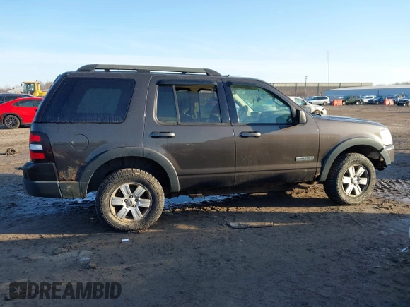 2007 Ford Explorer XLT with VIN 1FMEU73EX7UA62871, listed as a IAAI auction lot 41781660 with 147,494 mi miles. Bid and sale history available at carsss.com. Image 13.