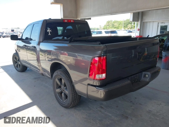2018 Ram 1500 Tradesman z VIN 1C6RR6FT3JS244868, wystawiony jako IAAI lot #42310301 z przebiegiem 115 764 mil mil oraz . Historia ofert i sprzedaży dostępna na DreamBid. Obrazek 3.