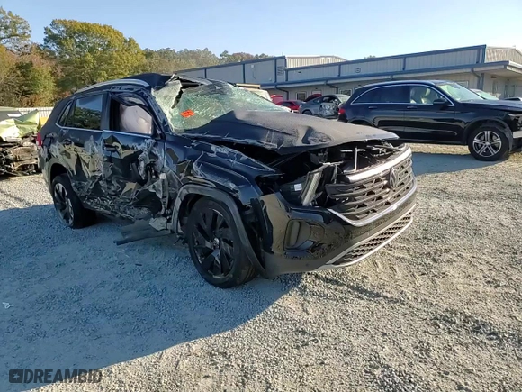 2024 Volkswagen Atlas Cross Sport 2.0T SE w/Technology with VIN 1V2HE2CAXRC231664, listed as a Copart auction lot 85945494 with 13,508 mi miles and Salvage Title. Bid and sale history available at carsss.com. Image 11.