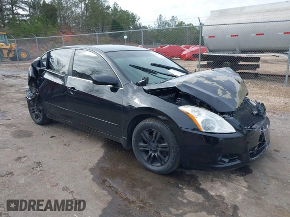 2012 Nissan Altima S z VIN 1N4AL2AP2CN513475, wystawiony jako IAAI lot #41447412 z przebiegiem 157 146 mil mil oraz . Historia ofert i sprzedaży dostępna na DreamBid. Obrazek 1.