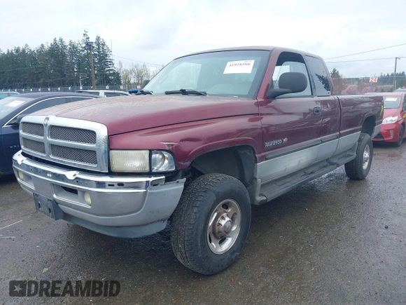 2000 Dodge 2500 z VIN 1B7KF23W9YJ131145, wystawiony jako IAAI lot #41928166 z przebiegiem 334 862 mil mil oraz . Historia ofert i sprzedaży dostępna na DreamBid. Obrazek 2.