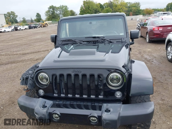 2018 Jeep Wrangler JK Unlimited Altitude with VIN 1C4BJWEG7JL881133, listed as a IAAI auction lot 40404302 with 95,726 mi miles. Bid and sale history available at carsss.com. Image 12.