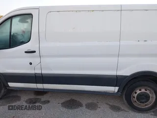 2016 Ford Transit Cargo с VIN 1FTYE1YM5GKB08596, выставлен на аукционе IAAI как лот 41459496 с пробегом 162 128 миль миль и . История ставок и продаж доступна на DreamBid. Изображение 15.