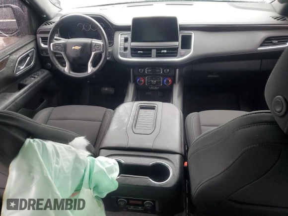 2021 Chevrolet Tahoe LS z VIN 1GNSCMKD6MR334050, wystawiony jako Copart lot #45303224 z przebiegiem 31 690 mil mil oraz . Historia ofert i sprzedaży dostępna na DreamBid. Obrazek 8.