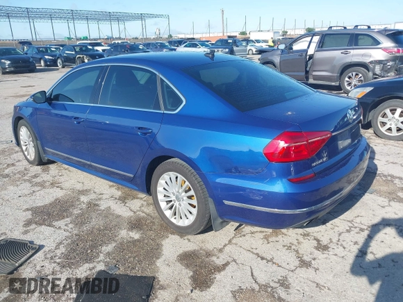 2016 Volkswagen Passat SE с VIN 1VWBT7A31GC004291, выставлен на аукционе IAAI как лот 42341960 с пробегом 92 469 миль миль и . История ставок и продаж доступна на DreamBid. Изображение 3.