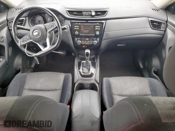 2017 Nissan Rogue SV with VIN JN8AT2MT0HW152868, listed as a Copart auction lot 59495925 with 135,982 mi miles and Clean title. Bid and sale history available at DreamBid. Image 8.