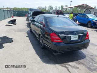 2010 Mercedes-Benz S 550 with VIN WDDNG8GB3AA308918, listed as a IAAI auction lot 42087311 with 135,878 mi miles and . Bid and sale history available at DreamBid. Image 3.