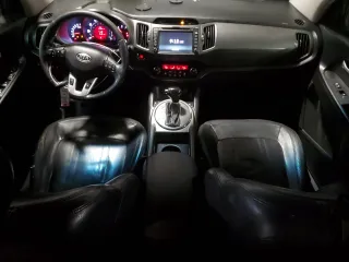 2011 Kia Sportage SX with VIN KNDPCCA60B7113516, listed as a Copart auction lot 83825714 with 113,406 mi miles and Salvage Title. Bid and sale history available at carsss.com. Image 8.