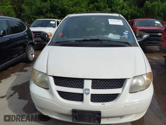 2002 Dodge Caravan Sport with VIN 2B4GP44382R741363, listed as a IAAI auction lot 42141905 with 204,793 mi miles and . Bid and sale history available at carsss.com. Image 6.