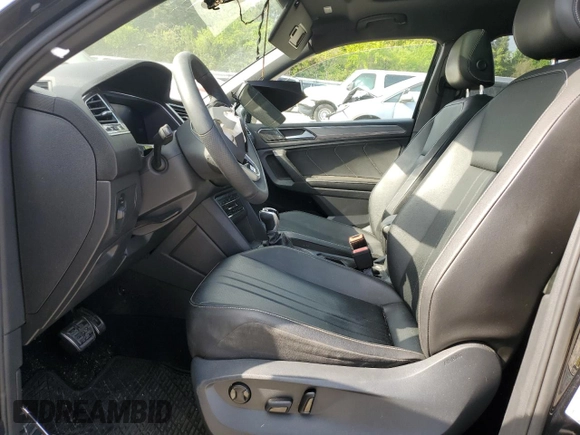 2022 Volkswagen Tiguan SE R-Line Black with VIN 3VVCB7AXXNM044895, listed as a Copart auction lot 55125375 with 52,629 mi miles and Salvage title. Bid and sale history available at DreamBid. Image 7.