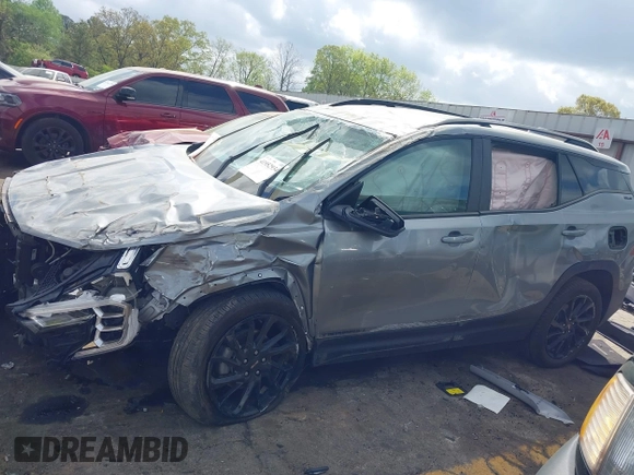 2024 GMC Terrain SLE z VIN 3GKALMEG7RL190649, wystawiony jako IAAI lot #41952934 z przebiegiem 20 473 mil mil oraz . Historia ofert i sprzedaży dostępna na DreamBid. Obrazek 14.