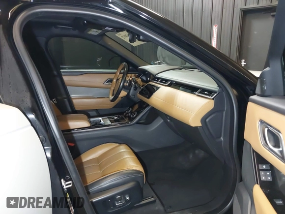 2019 Land Rover Range Rover Velar S with VIN SALYB2EX7KA234138, listed as a IAAI auction lot 41638972 with 36,939 mi miles and . Bid and sale history available at DreamBid. Image 5.