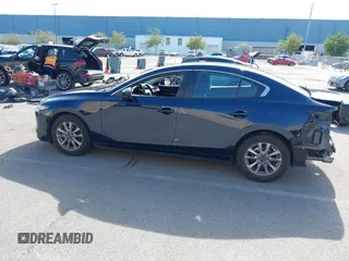 2021 Mazda Mazda3 Sedan 2.5 S with VIN JM1BPAAL4M1320621, listed as a IAAI auction lot 41867284 with 49,031 mi miles. Bid and sale history available at carsss.com. Image 15.