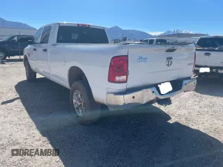 2015 Ram 2500 Tradesman z VIN 3C6TR5HT8FG553456, wystawiony jako Copart lot #56346855 z przebiegiem 257 481 mil mil oraz Czysty tytuł • Clean title. Historia ofert i sprzedaży dostępna na DreamBid. Obrazek 3.