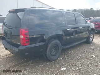 2007 Chevrolet Suburban LTZ with VIN 3GNFC16077G223650, listed as a IAAI auction lot 41510285 with 1 mi miles. Bid and sale history available at carsss.com. Image 4.