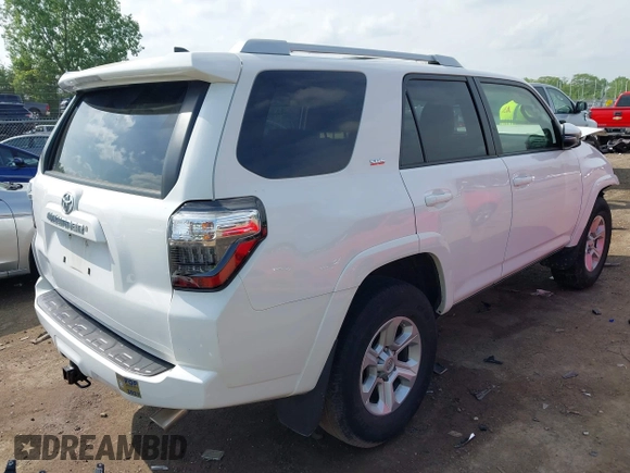 2018 Toyota 4Runner SR5 z VIN JTEBU5JR7J5529002, wystawiony jako IAAI lot #42238283 z przebiegiem 19 243 mil mil oraz . Historia ofert i sprzedaży dostępna na DreamBid. Obrazek 4.