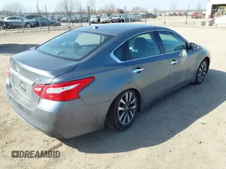 2016 Nissan Altima 2.5 S with VIN 1N4AL3AP5GC203067, listed as a IAAI auction lot 41774952 with 97,678 mi miles. Bid and sale history available at carsss.com. Image 4.