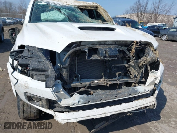 2017 Toyota Tacoma SR5 with VIN 3TMCZ5AN7HM117660, listed as a IAAI auction lot 41779468 with 121,878 mi miles and . Bid and sale history available at DreamBid. Image 6.