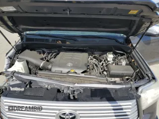 2017 Toyota Tundra Platinum z VIN 5TFAY5F15HX636975, wystawiony jako Copart lot #53922615 z przebiegiem Nie podano mil oraz Szkoda całkowita • Salvage title. Historia ofert i sprzedaży dostępna na DreamBid. Obrazek 11.