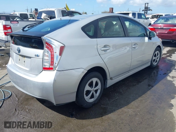 2013 Toyota Prius One with VIN JTDKN3DU8D5566683, listed as a IAAI auction lot 41946289 with 248,878 mi miles. Bid and sale history available at carsss.com. Image 4.