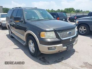 2006 Ford Expedition Eddie Bauer z VIN 1FMFU17586LA38360, wystawiony jako IAAI lot #42434043 z przebiegiem 284 372 mil mil oraz . Historia ofert i sprzedaży dostępna na DreamBid. Obrazek 1.