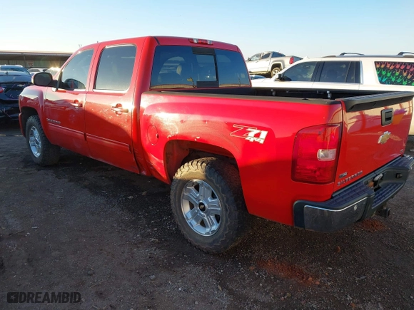 2009 Chevrolet Silverado 1500 LTZ with VIN 3GCEK33309G220674, listed as a IAAI auction lot 41240093 with 181,634 mi miles. Bid and sale history available at carsss.com. Image 3.