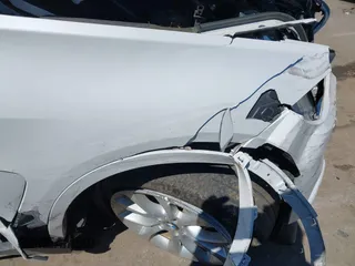 2018 BMW X5 xDrive35i with VIN 5UXKR0C56JL070512, listed as a IAAI auction lot 41892471 with 1 mi miles. Bid and sale history available at carsss.com. Image 21.