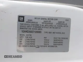 2007 Chevrolet Express Passenger z VIN 1GAHG39U571200083, wystawiony jako IAAI lot #41763512 z przebiegiem 288 421 mil mil oraz . Historia ofert i sprzedaży dostępna na DreamBid. Obrazek 9.