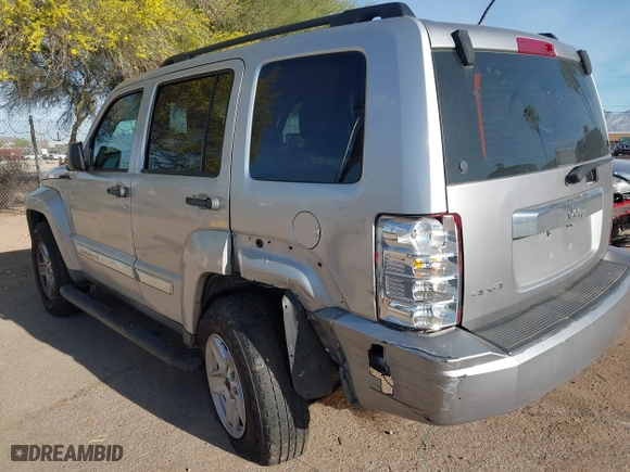 2009 Jeep Liberty Limited with VIN 1J8GN58KX9W527260, listed as a IAAI auction lot 41901644 with 154,010 mi miles. Bid and sale history available at carsss.com. Image 6.