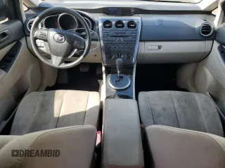 2011 Mazda CX-7 i SV z VIN JM3ER2A57B0382295, wystawiony jako Copart lot #51141015 z przebiegiem 166 680 mil mil oraz Szkoda całkowita • Salvage title. Historia ofert i sprzedaży dostępna na DreamBid. Obrazek 8.