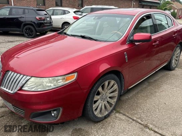 2010 Lincoln MKS z VIN 1LNHL9DR0AG603509, wystawiony jako Copart lot #60124735 z przebiegiem 181 076 mil mil oraz Czysty tytuł • Clean title. Historia ofert i sprzedaży dostępna na DreamBid. Obrazek 2.