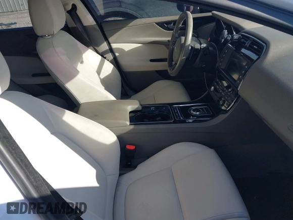 2017 Jaguar XE 35t Premium with VIN SAJAJ4BV0HA948701, listed as a IAAI auction lot 41421866 with 105,256 mi miles. Bid and sale history available at carsss.com. Image 5.