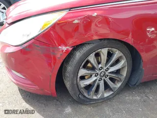 2011 Hyundai Sonata SE with VIN 5NPEC4AC4BH271758, listed as a IAAI auction lot 42019270 with 157,006 mi miles. Bid and sale history available at carsss.com. Image 6.