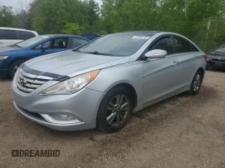 2012 Hyundai Sonata SE z VIN 5NPEC4AC3CH489045, wystawiony jako Copart lot #57980785 z przebiegiem 241 729 mil mil oraz Czysty tytuł • Clean title. Historia ofert i sprzedaży dostępna na DreamBid. Obrazek 1.