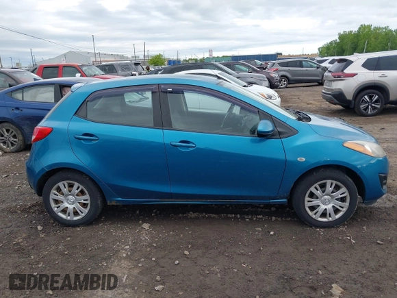 2012 Mazda 2 Sport z VIN JM1DE1KY7C0141308, wystawiony jako IAAI lot #42362946 z przebiegiem 125 424 mil mil oraz . Historia ofert i sprzedaży dostępna na DreamBid. Obrazek 13.