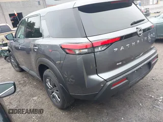 2024 Nissan Pathfinder S with VIN 5N1DR3AC7RC313345, listed as a IAAI auction lot 42663099 with 3,257 mi miles and . Bid and sale history available at DreamBid. Image 3.