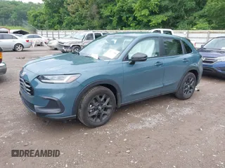 2024 Honda HR-V Sport z VIN 3CZRZ2H5XRM776715, wystawiony jako IAAI lot #42377596 z przebiegiem 19 146 mil mil oraz . Historia ofert i sprzedaży dostępna na DreamBid. Obrazek 2.